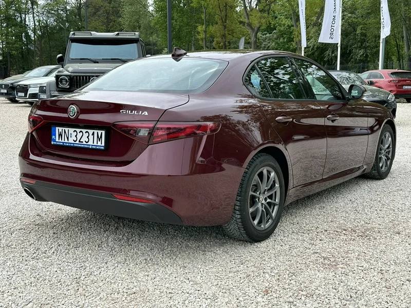 Alfa Romeo Giulia 7