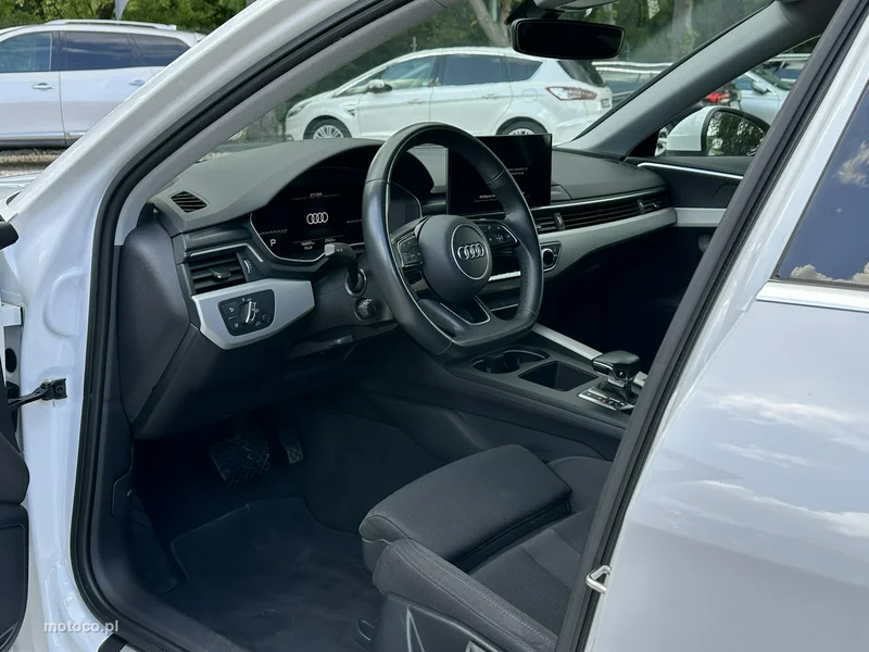 Audi A4 B9 11