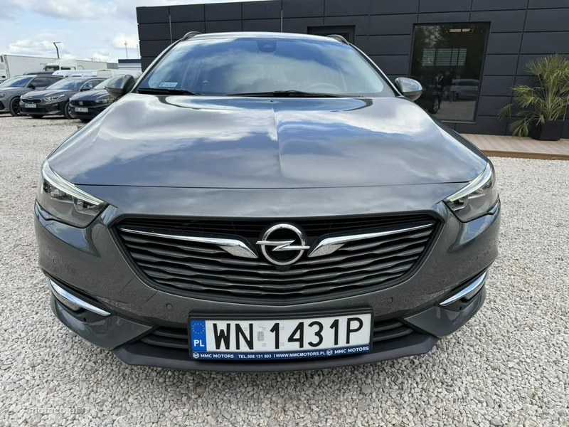 Opel Insignia B 12