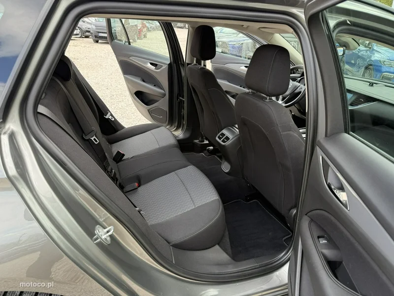 Opel Insignia B 14