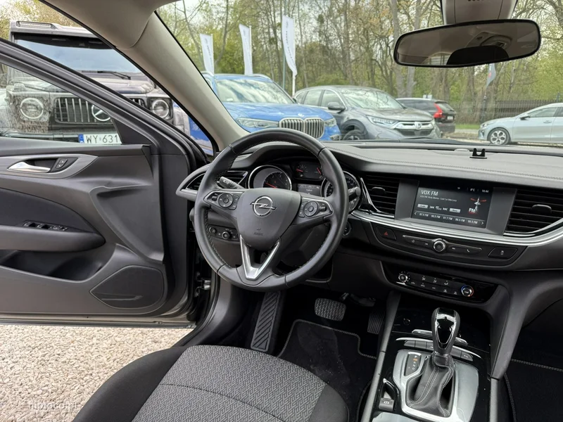 Opel Insignia B 18