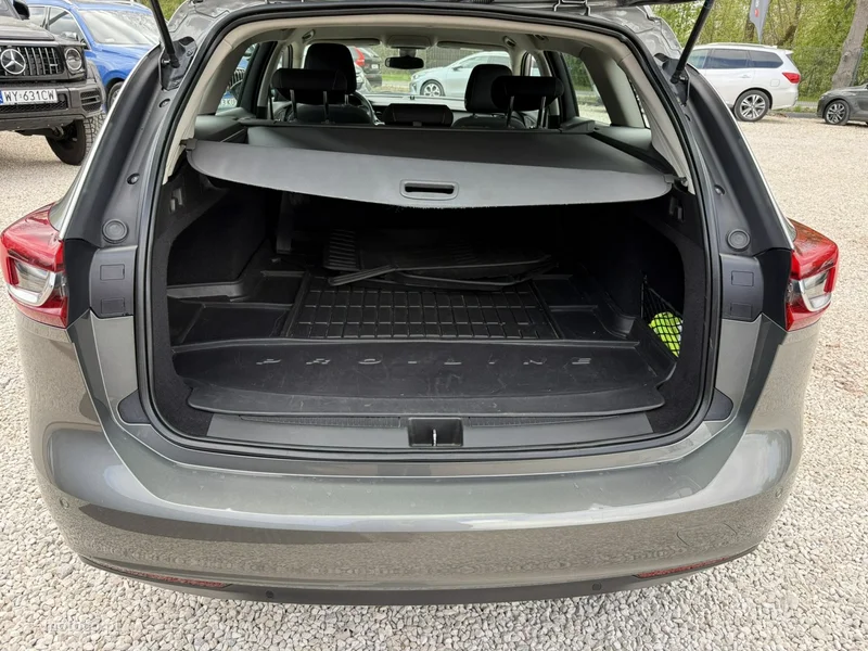 Opel Insignia B 28