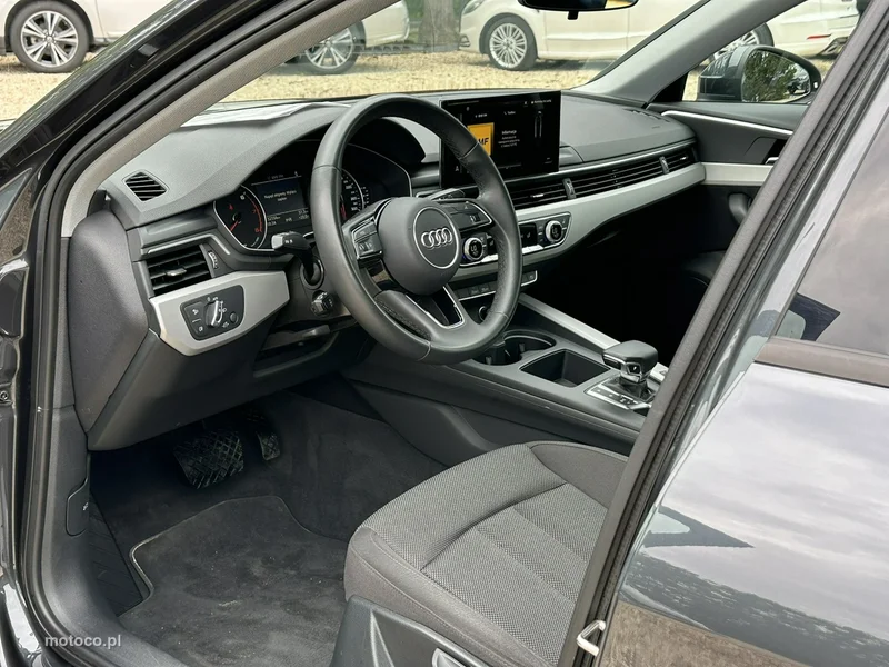 Audi A4 B9 11