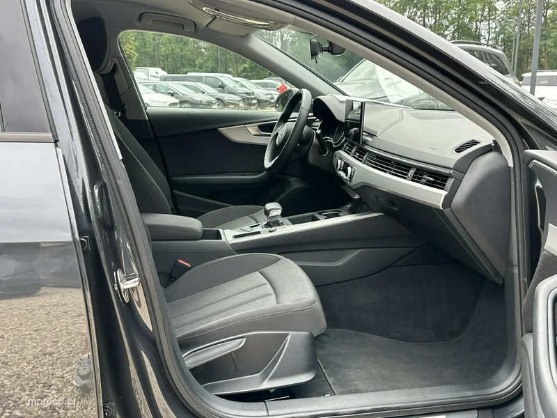Audi A4 B9 19