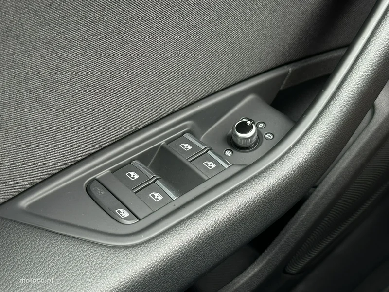 Audi A4 B9 28