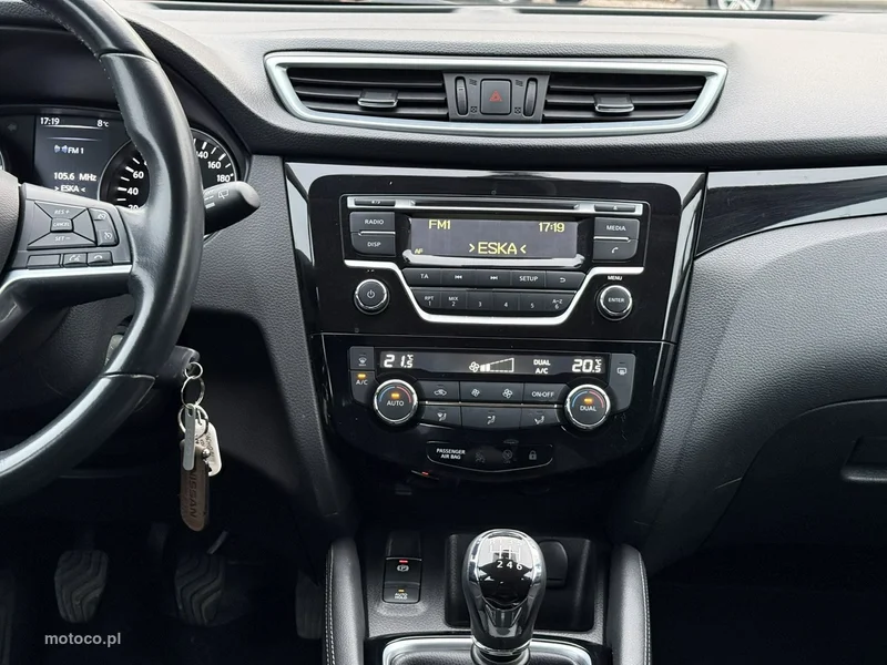 Nissan Qashqai 25