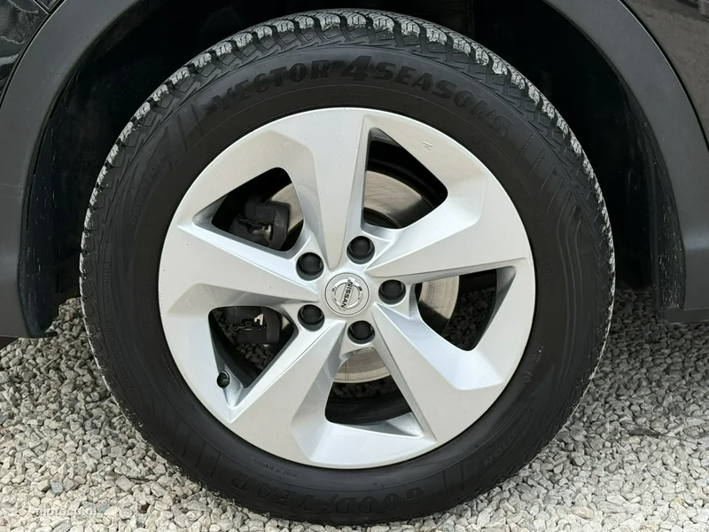 Nissan Qashqai 9