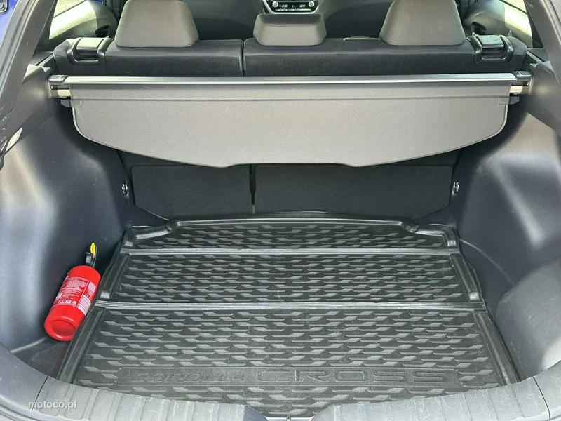 Toyota Corolla Cross 10