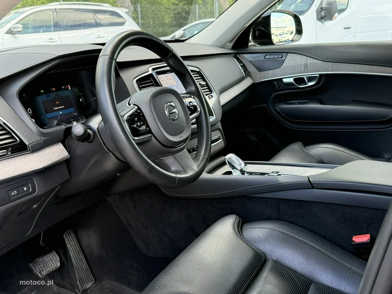 Volvo XC 90 10