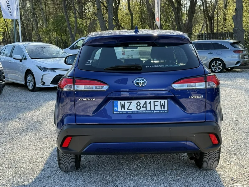 Toyota Corolla Cross 5