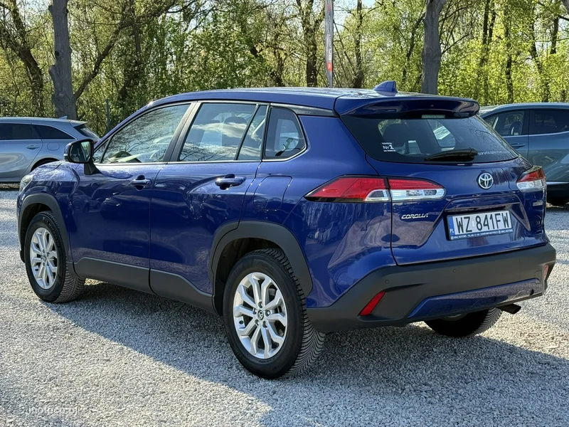 Toyota Corolla Cross 6