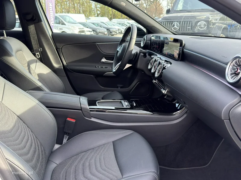 Mercedes-Benz Klasa A W177 A 180 19