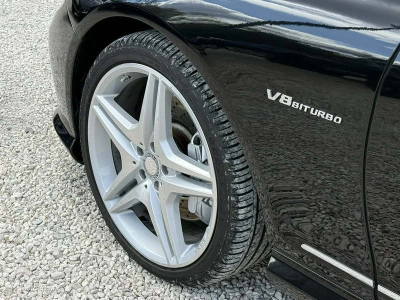 Mercedes-Benz CL C216 CL 500 11