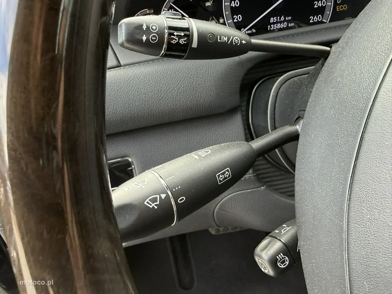 Mercedes-Benz CL C216 CL 500 19