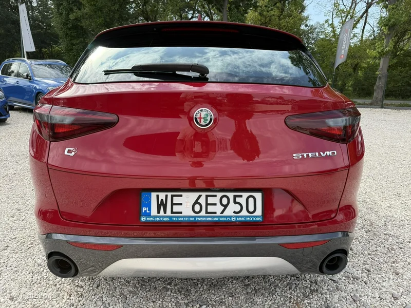 Alfa Romeo Stelvio 16