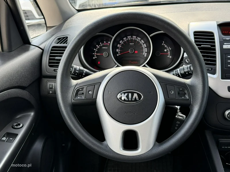 Kia Venga 22