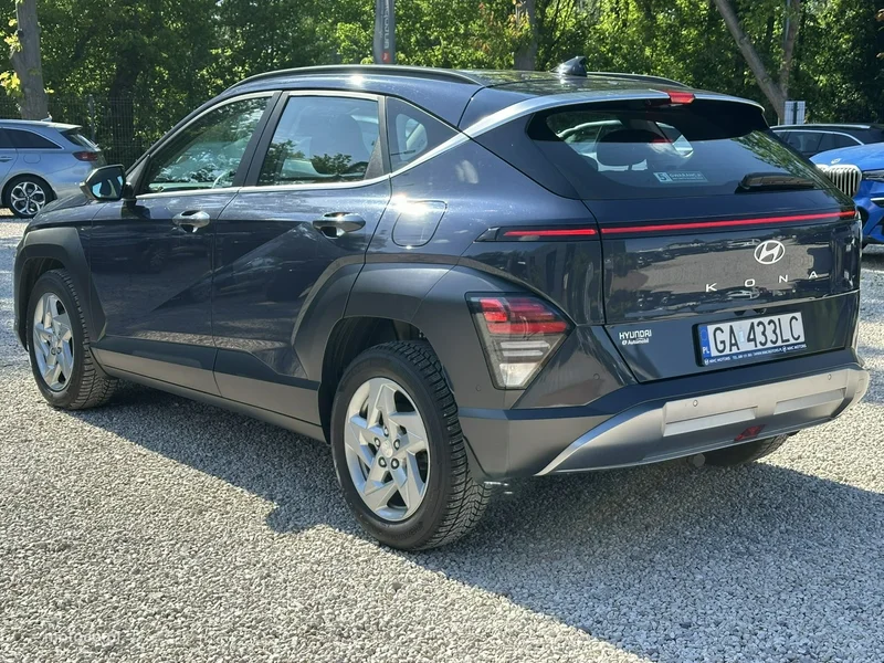 Hyundai KONA 5