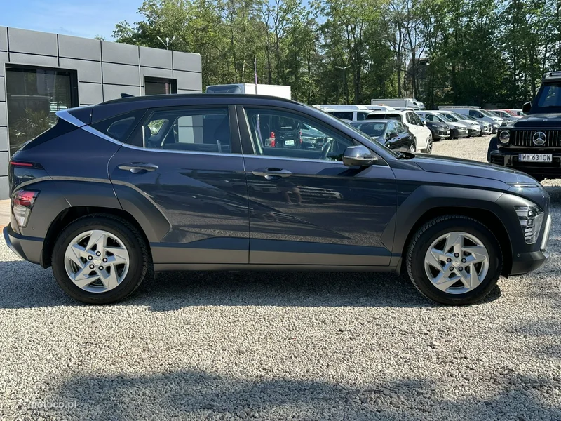 Hyundai KONA 8