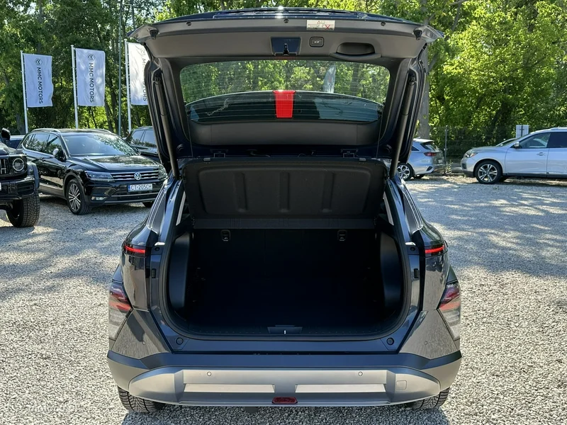 Hyundai KONA 9