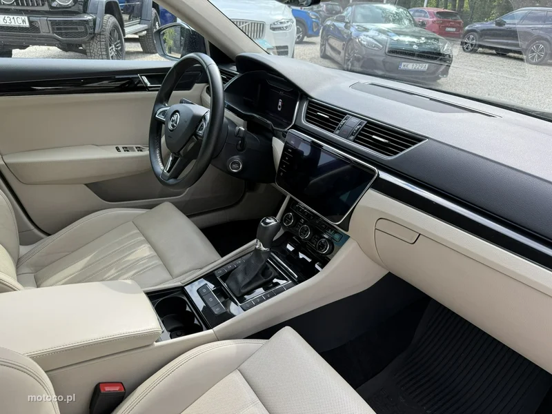 Skoda Superb III 19