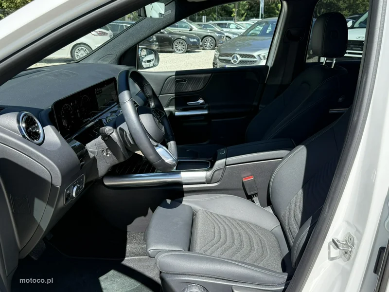 Mercedes-Benz Klasa B W247 B 220 11