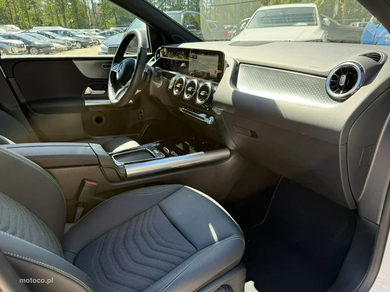 Mercedes-Benz Klasa B W247 B 220 19