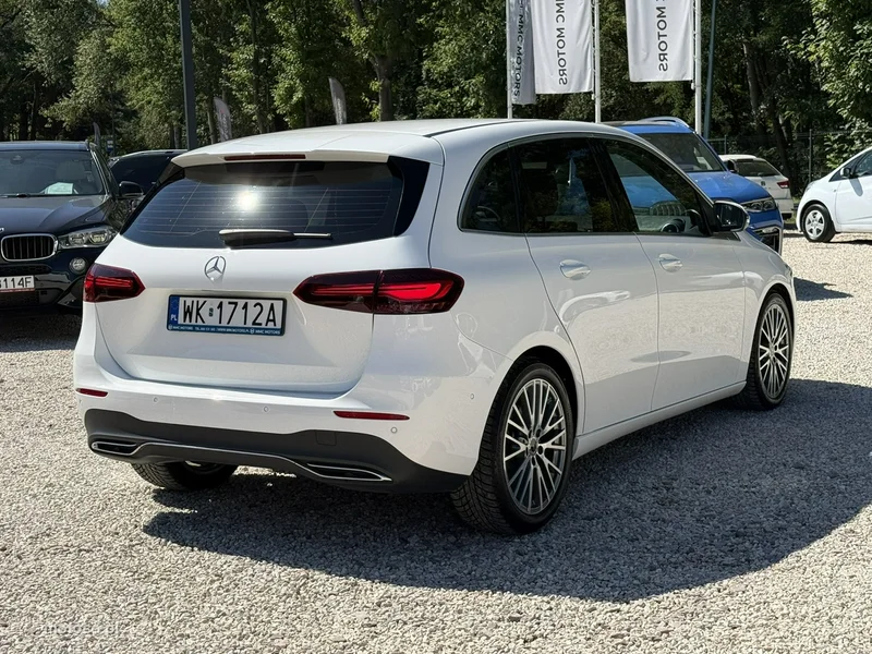 Mercedes-Benz Klasa B W247 B 220 3