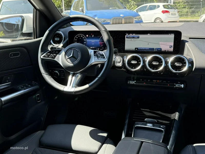 Mercedes-Benz Klasa B W247 B 220 21