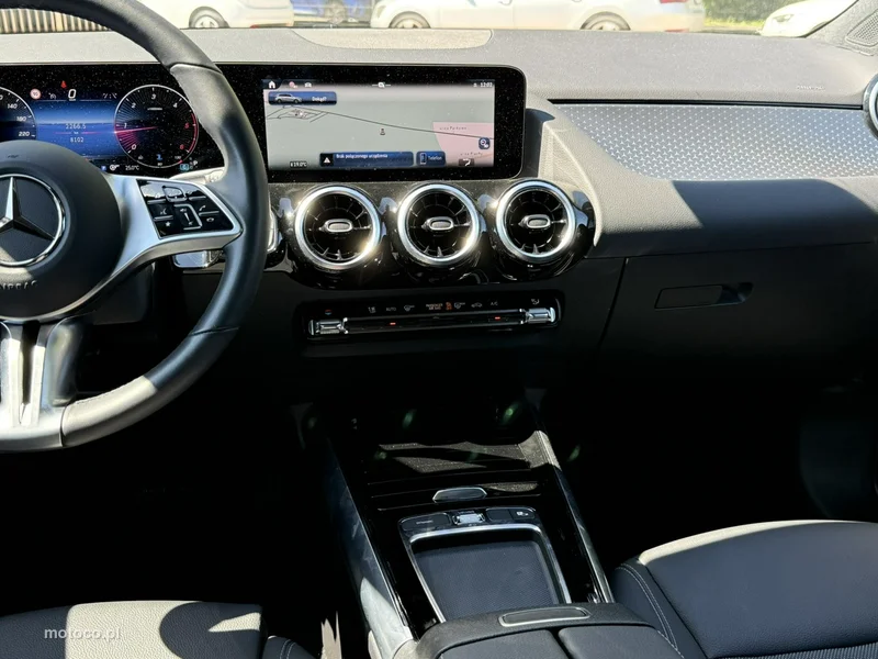 Mercedes-Benz Klasa B W247 B 220 23