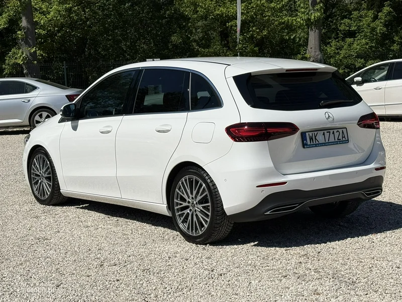 Mercedes-Benz Klasa B W247 B 220 5