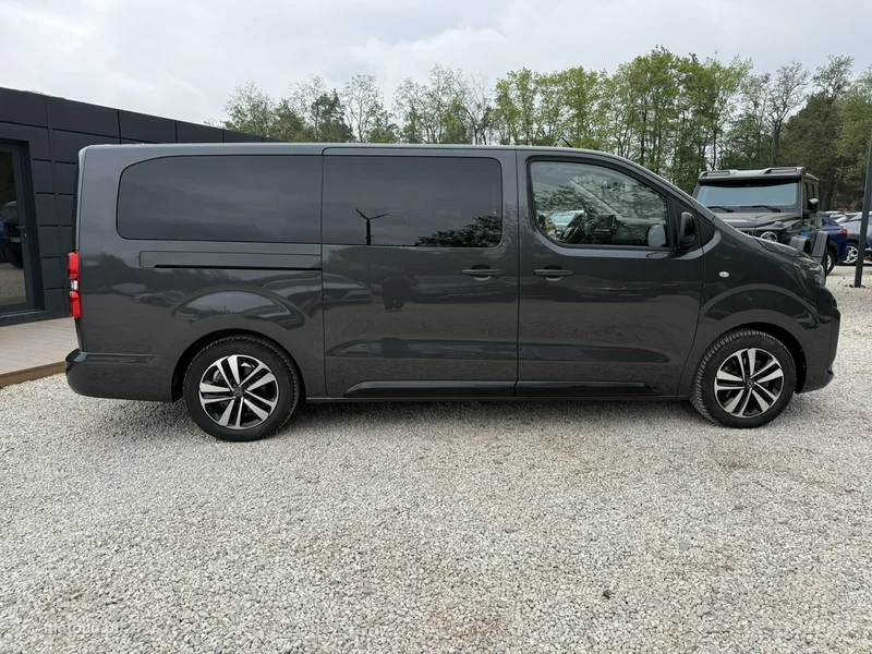 Peugeot Traveller 3