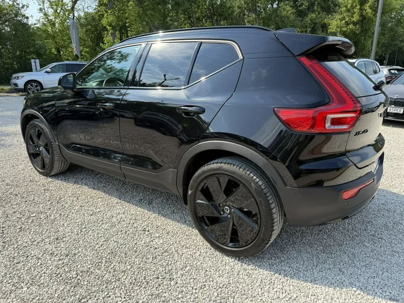 Volvo XC 40 4