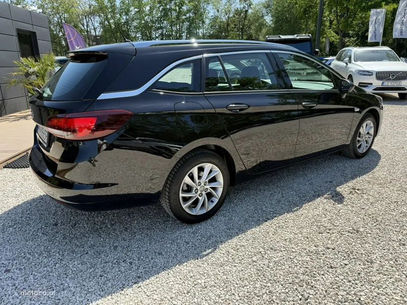 Opel Astra K 26
