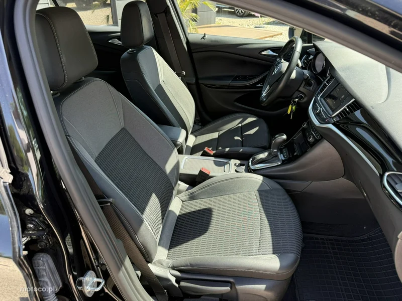 Opel Astra K 28