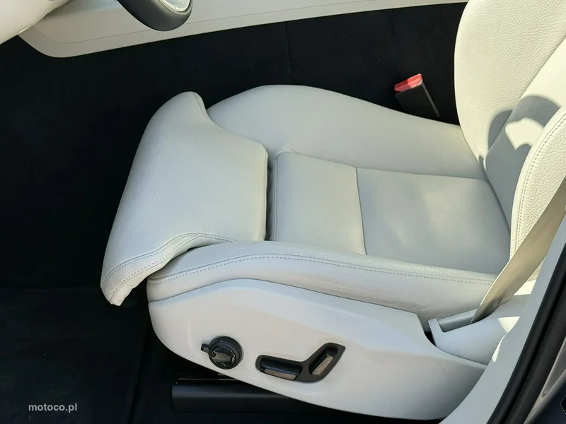 Volvo XC 60 12