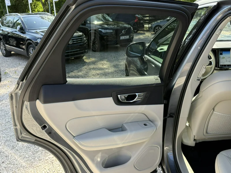 Volvo XC 60 19