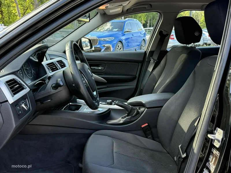 BMW Seria 3 F30 320 11