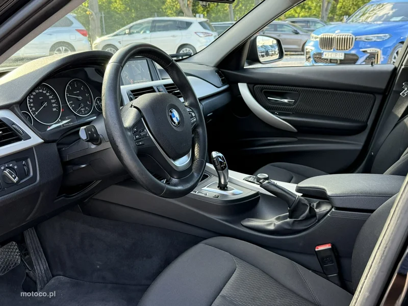 BMW Seria 3 F30 320 10