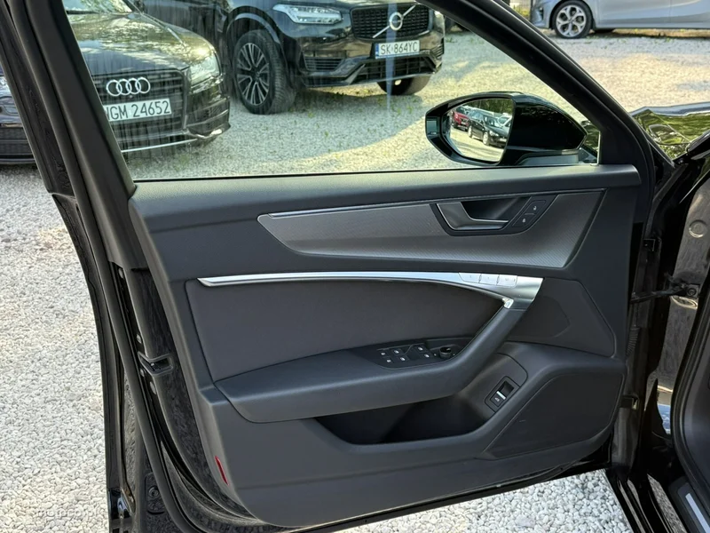 Audi A6 C8 12