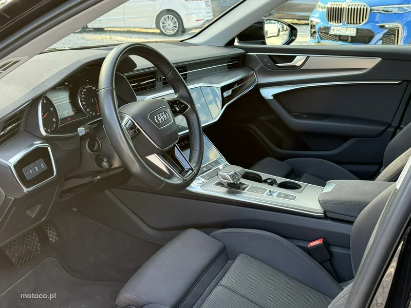 Audi A6 C8 10