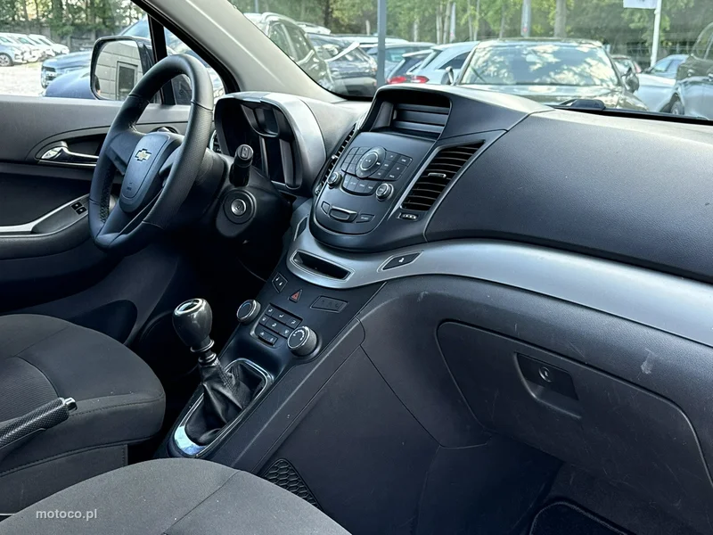 Chevrolet Orlando 17