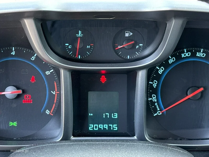 Chevrolet Orlando 23