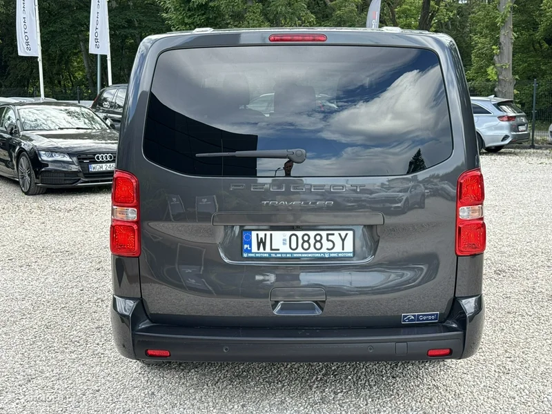 Peugeot Traveller 4