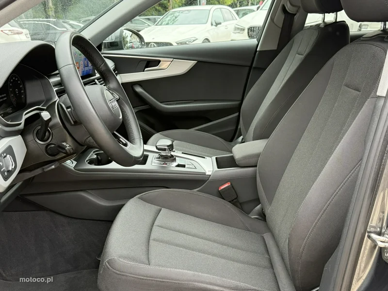 Audi A4 B9 11