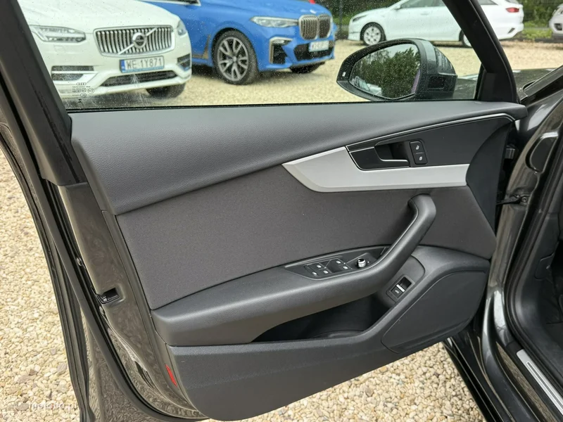 Audi A4 B9 13