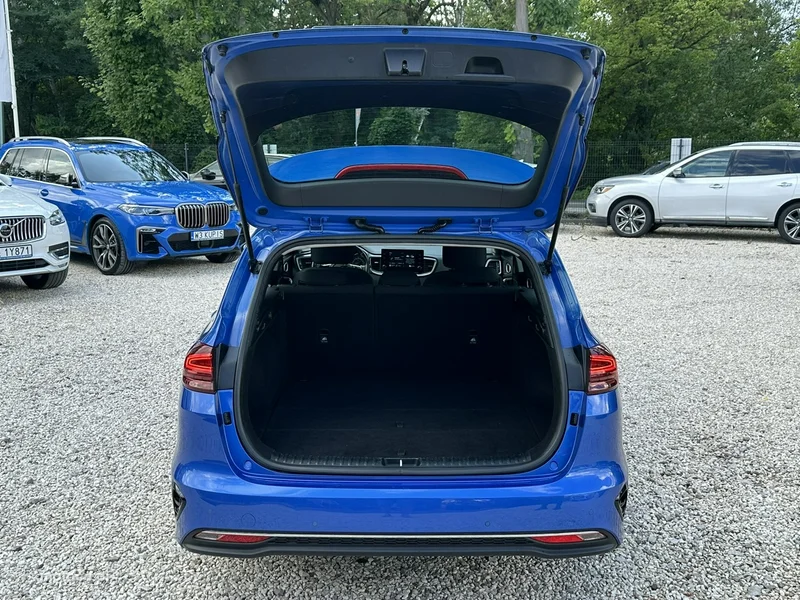 Kia Cee'd 9