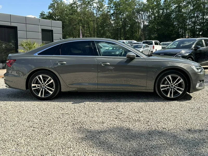 Audi A6 C8 8