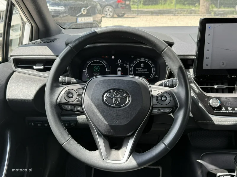 Toyota Corolla E210 18