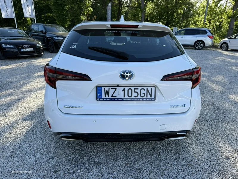 Toyota Corolla E210 4