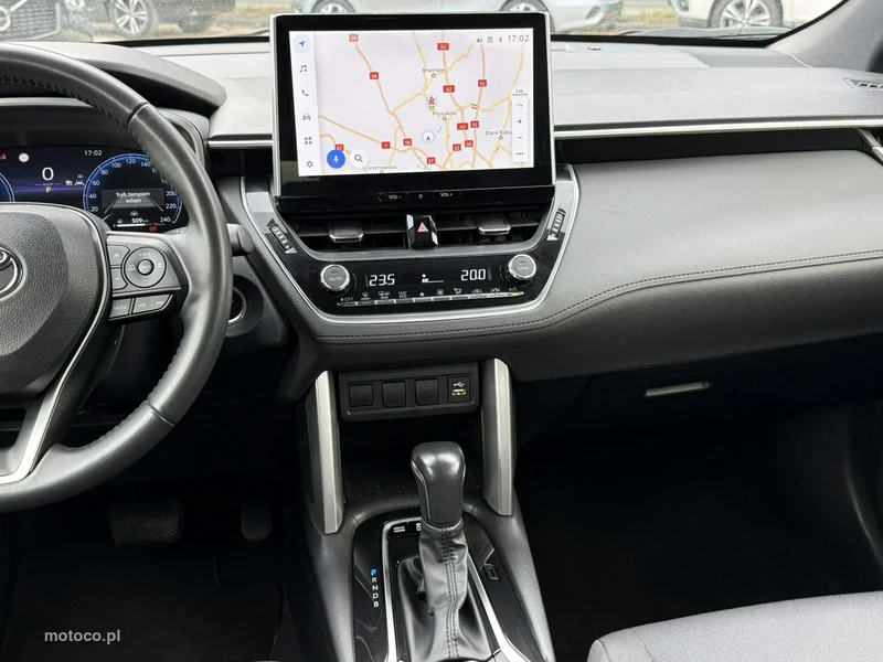 Toyota Corolla Cross 23